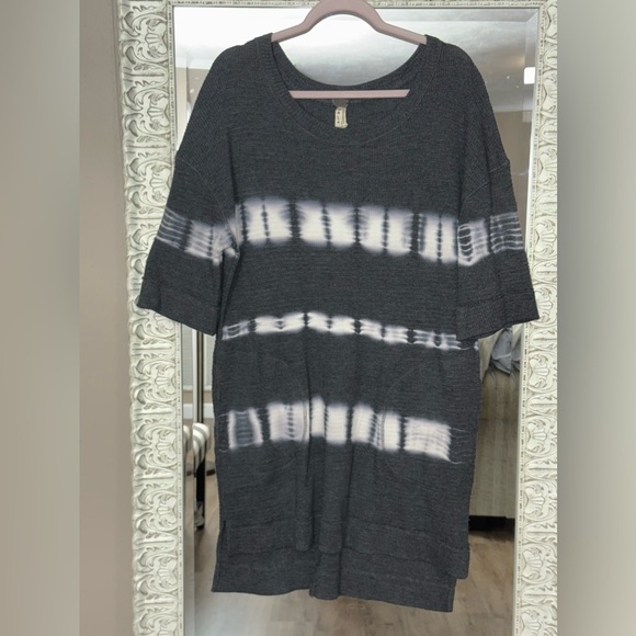 We The Free Black and White Tunic Top - Picture 11 of 11